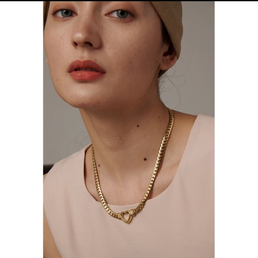 Gold Heart Choker Necklace - Picture 7 of 8